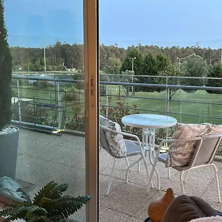 Quinta Da Barca Golf, River View Luxury T2 Apartment, Pool, Tennis, Wifi Apartamento *